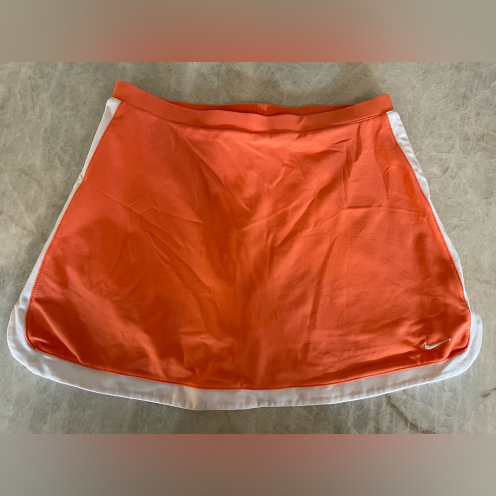 Nike Dri-fit material tennis skirt